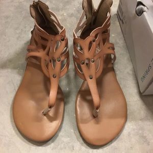 Aldo Sandals